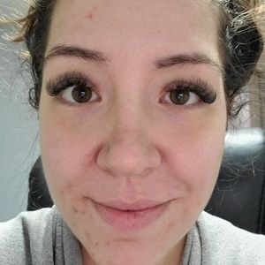 Meet your Posher, Leah